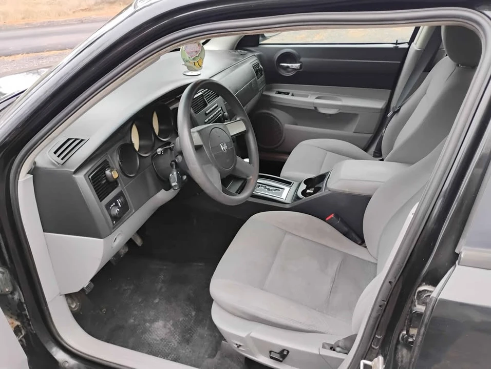 2007 Dodge Charger 6th Gen - Image 4 of 9