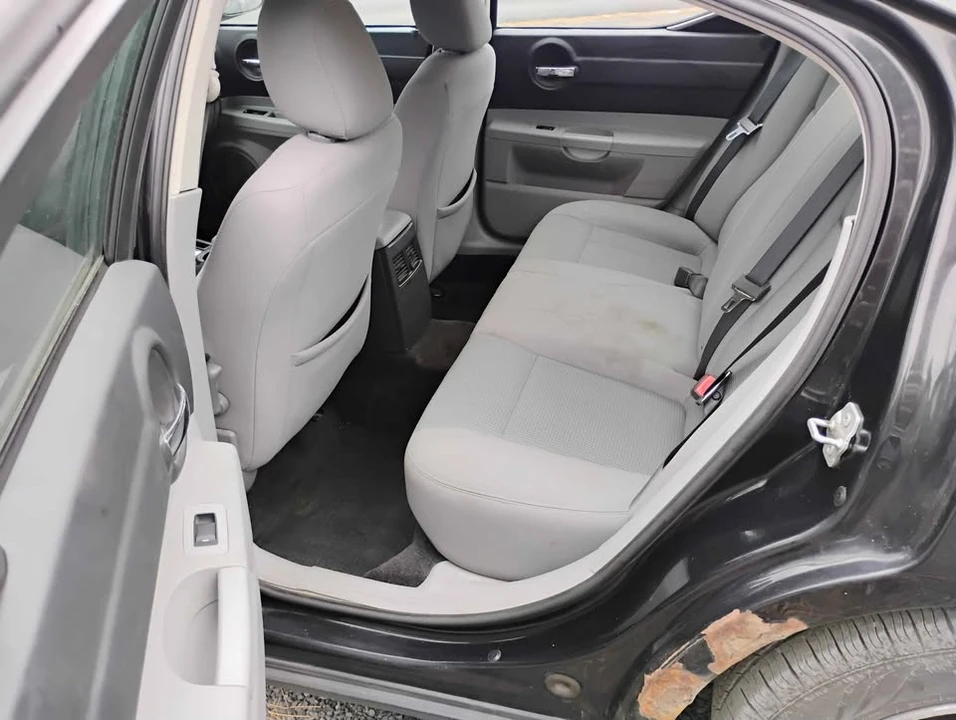 2007 Dodge Charger 6th Gen - Image 6 of 9