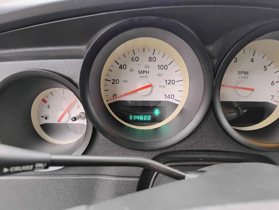 2007 Dodge Charger 6th Gen - Image 6 of 9