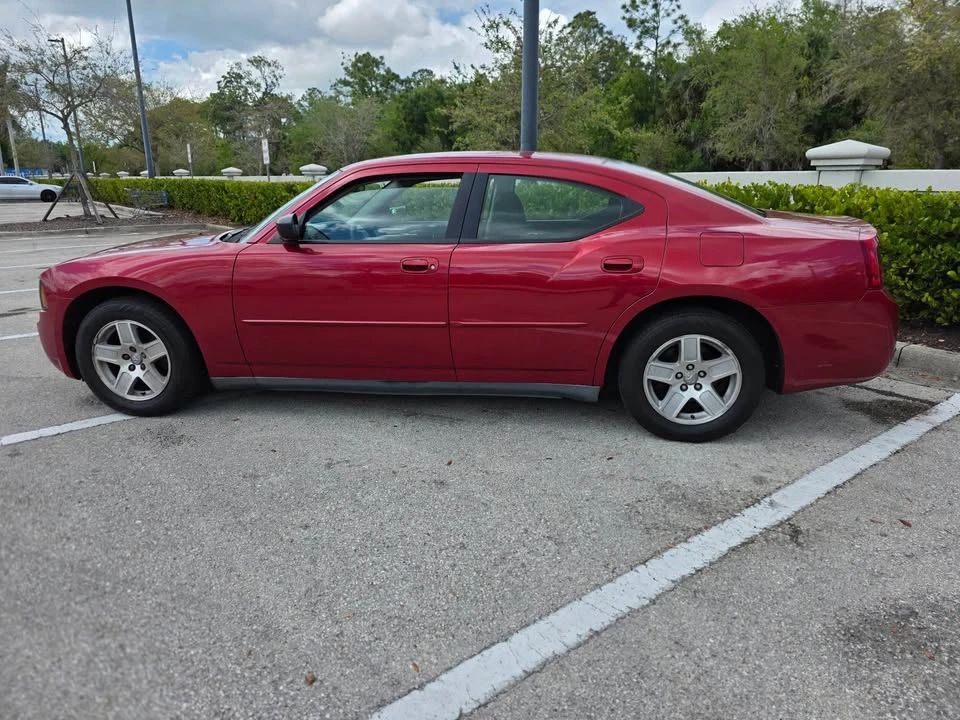 2007 Dodge Charger 6th Gen - Image 2 of 4