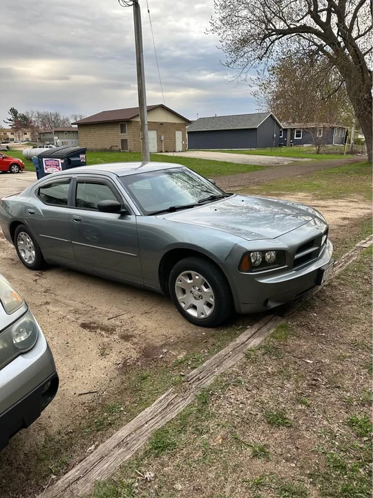 2007 Dodge Charger 6th Gen - Image 2 of 3