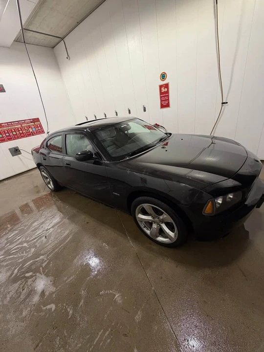 2007 Dodge Charger 6th Gen - Image 2 of 6