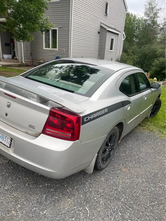 2007 Dodge Charger 6th Gen - Image 3 of 11