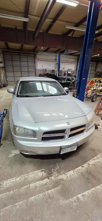 2007 Dodge Charger 6th Gen - Image 4 of 6