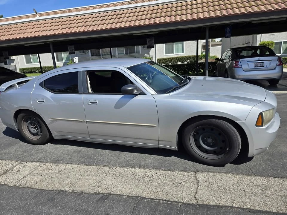 2007 Dodge Charger 6th Gen - Image 4 of 8