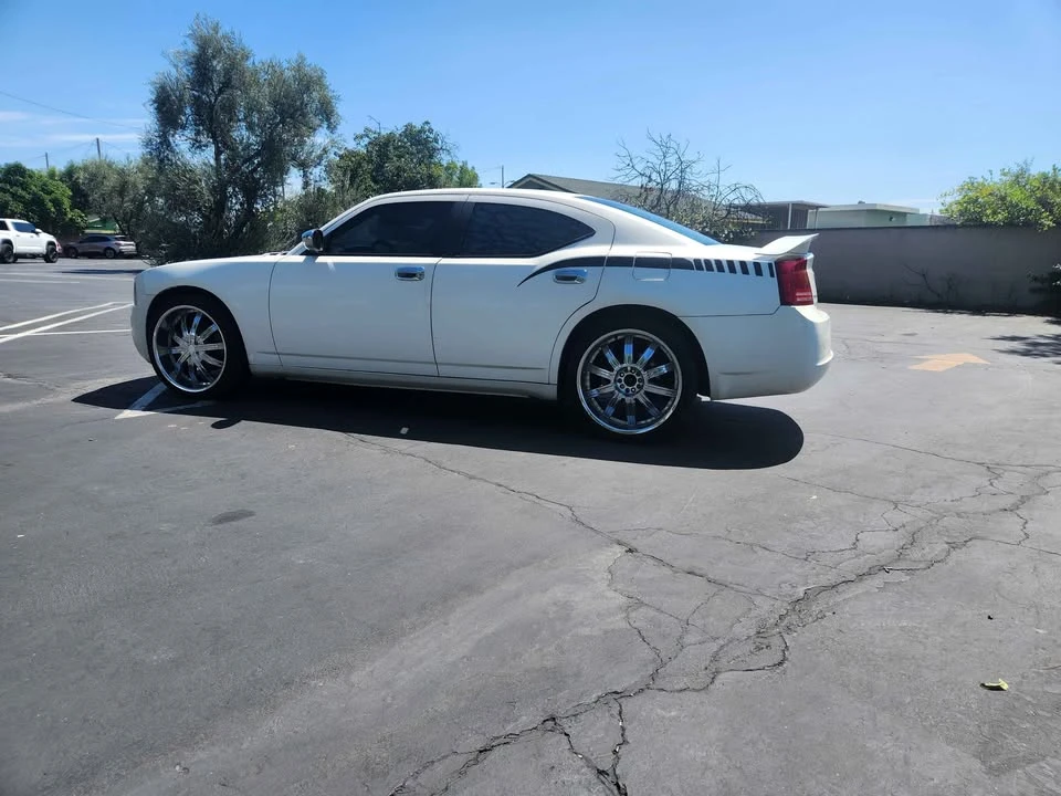 2007 Dodge Charger 6th Gen - Image 7 of 7