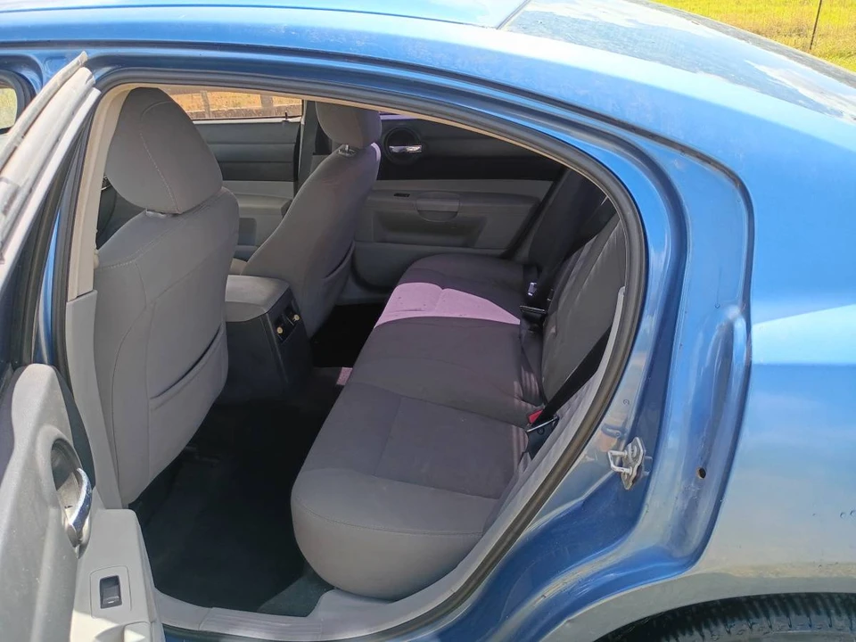 2008 Dodge Charger 6th Gen - Image 7 of 10