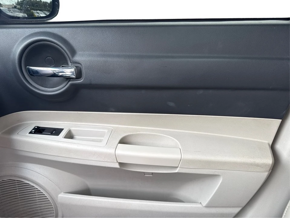 2007 Dodge Charger 6th Gen - Image 17 of 19