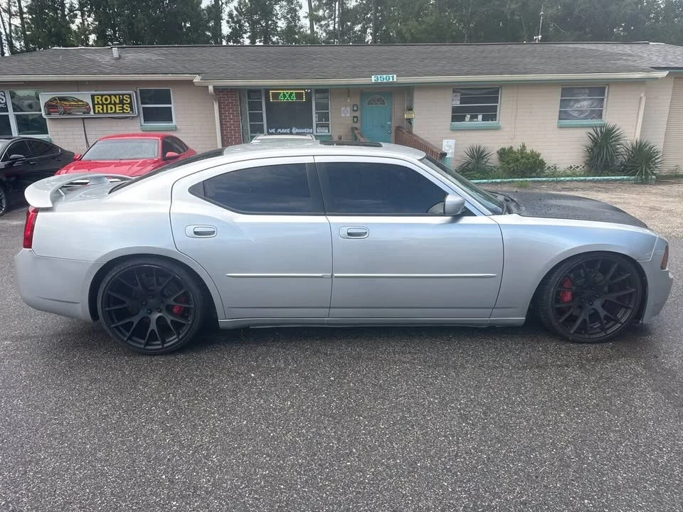 2007 Dodge Charger 6th Gen - Image 9 of 20