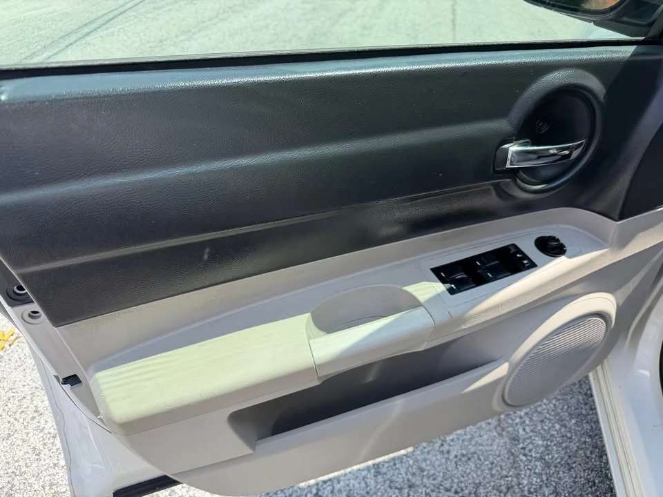 2007 Dodge Charger 6th Gen - Image 10 of 15