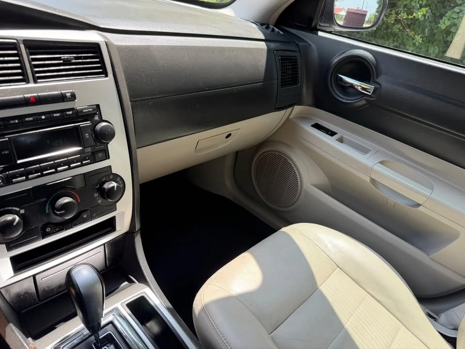 2007 Dodge Charger 6th Gen - Image 13 of 15