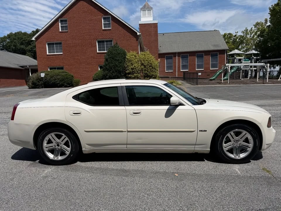 2007 Dodge Charger 6th Gen - Image 5 of 15