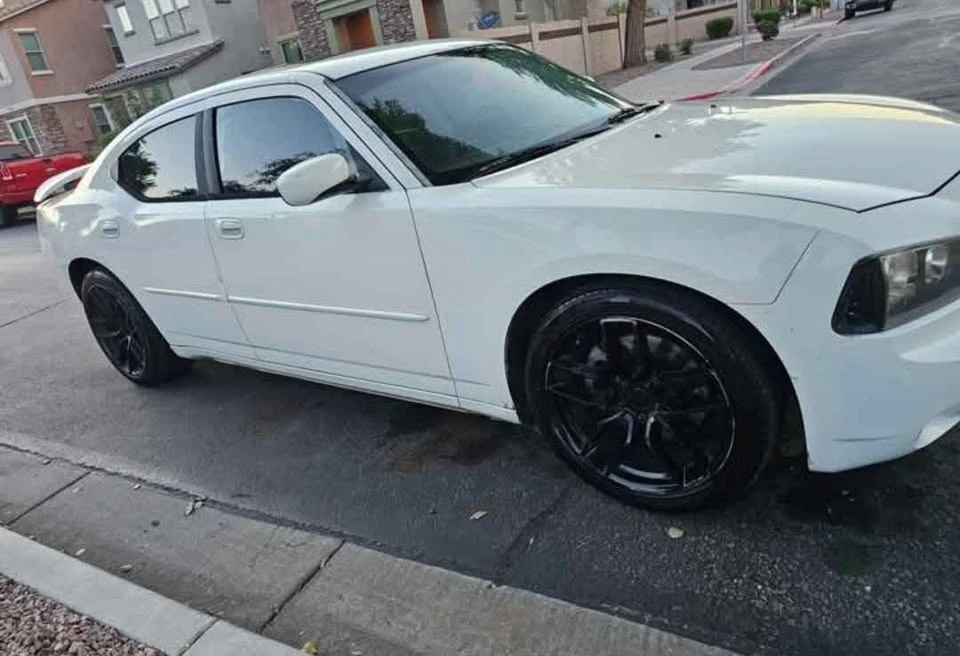 2007 Dodge Charger 6th Gen - Image 2 of 9