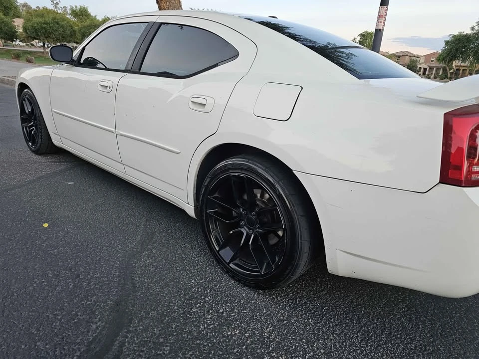 2007 Dodge Charger 6th Gen - Image 5 of 11