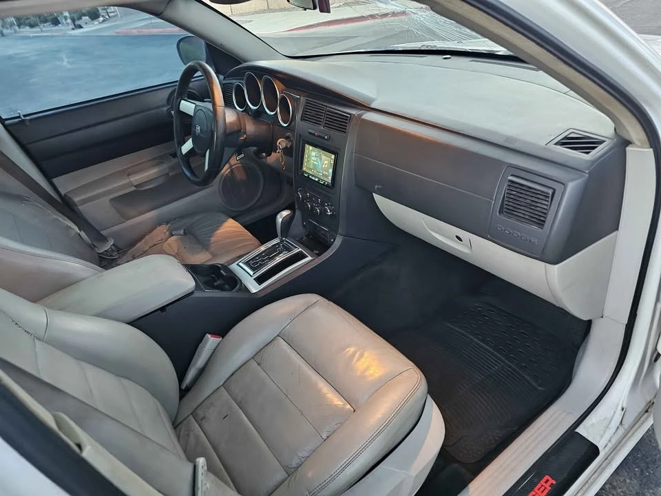 2007 Dodge Charger 6th Gen - Image 8 of 11