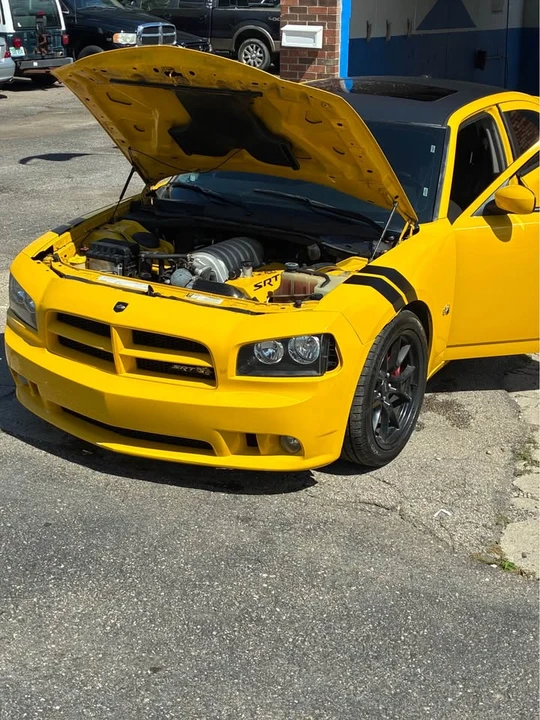 2007 Dodge Charger 6th Gen - Image 2 of 3