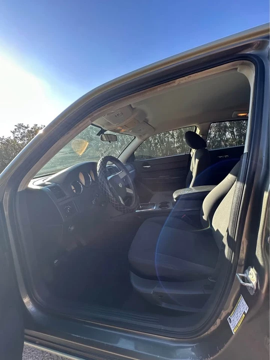 2007 Dodge Charger 6th Gen - Image 7 of 11