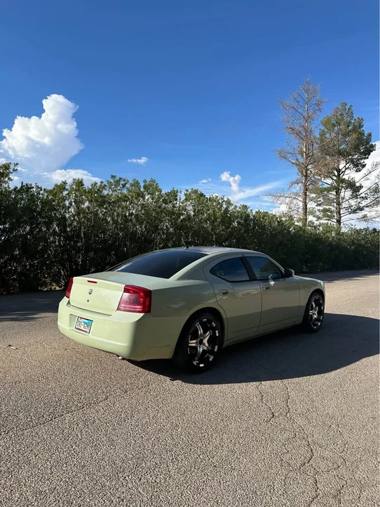 2007 Dodge Charger 6th Gen - Image 5 of 11