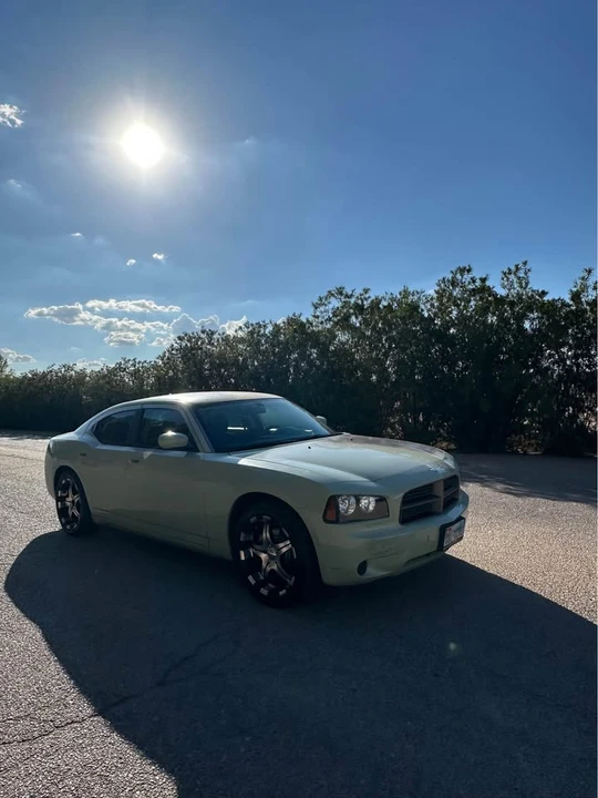 2007 Dodge Charger 6th Gen - Image 4 of 11