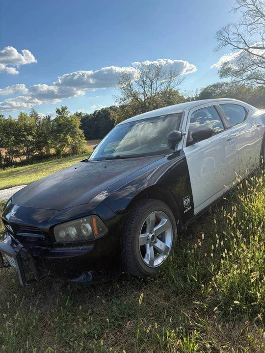 2007 Dodge Charger 6th Gen - Image 2 of 8