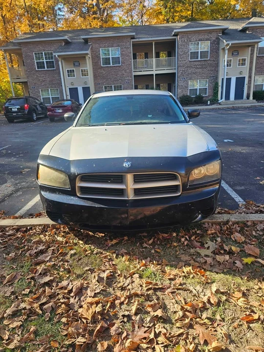 2007 Dodge Charger 6th Gen - Image 2 of 8