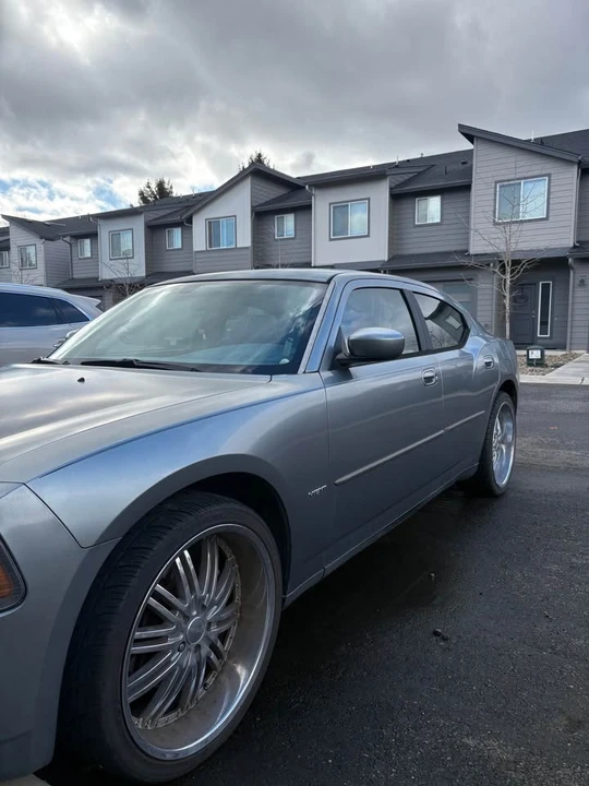 2007 Dodge Charger 6th Gen - Image 2 of 12