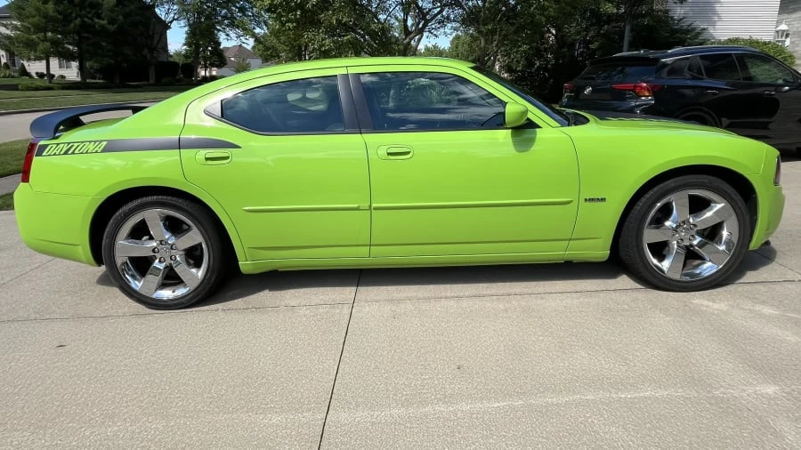 2007 Dodge Charger 6th Gen - Image 3 of 31