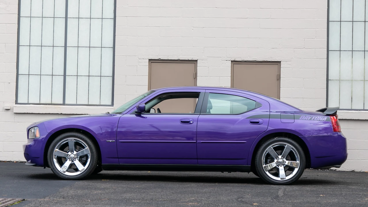 2007 Dodge Charger 6th Gen - Image 2 of 14