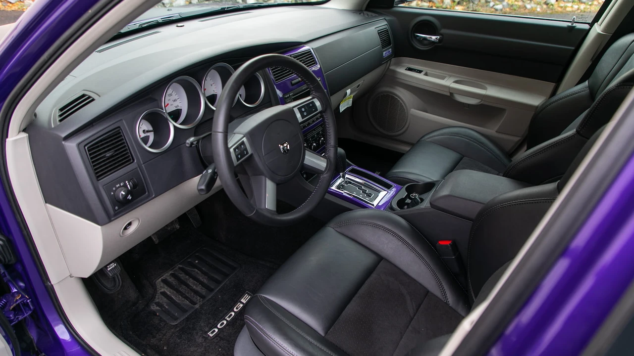 2007 Dodge Charger 6th Gen - Image 4 of 14