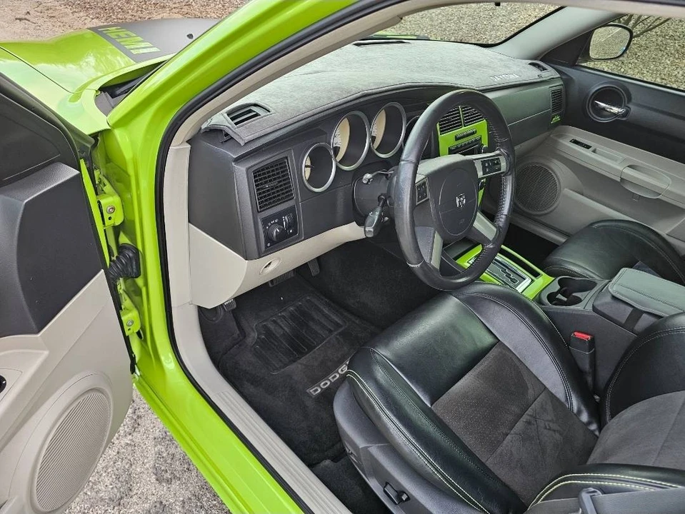 2007 Dodge Charger 6th Gen - Image 5 of 12