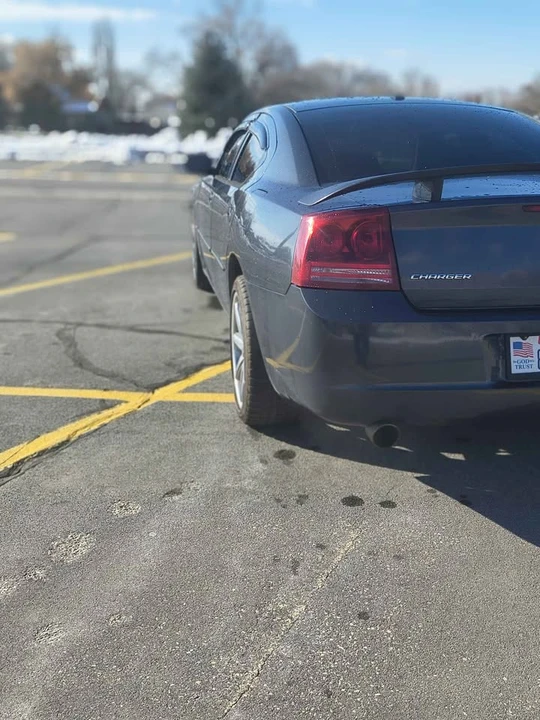 2007 Dodge Charger 6th Gen - Image 6 of 11