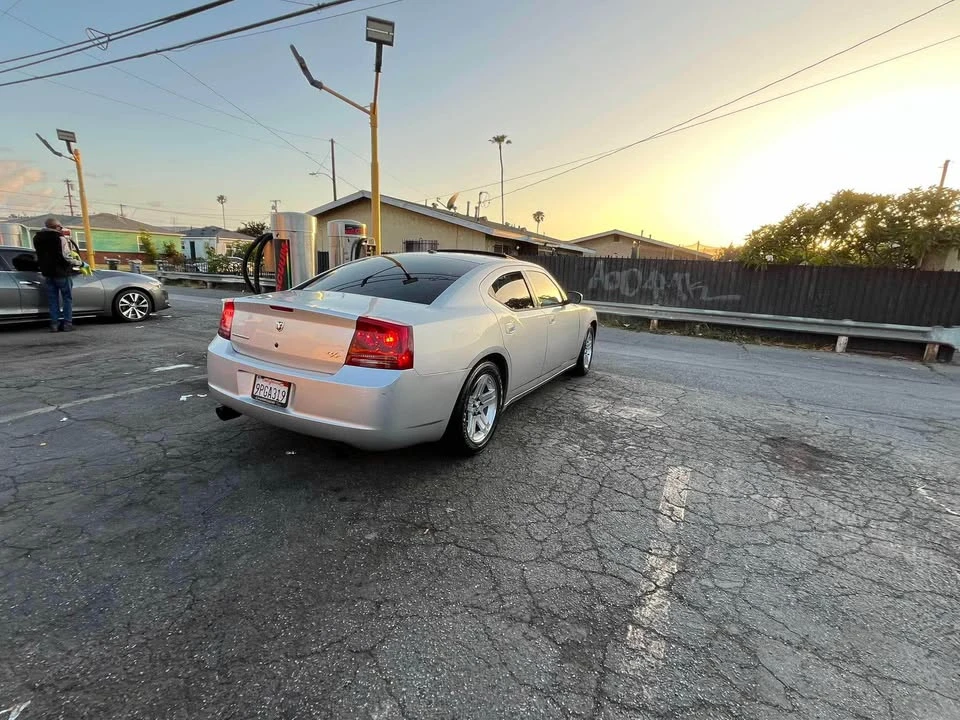 2007 Dodge Charger 6th Gen - Image 2 of 9