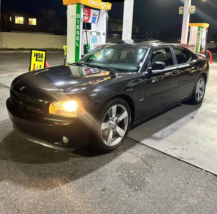 2007 Dodge Charger 6th Gen - Image 9 of 11