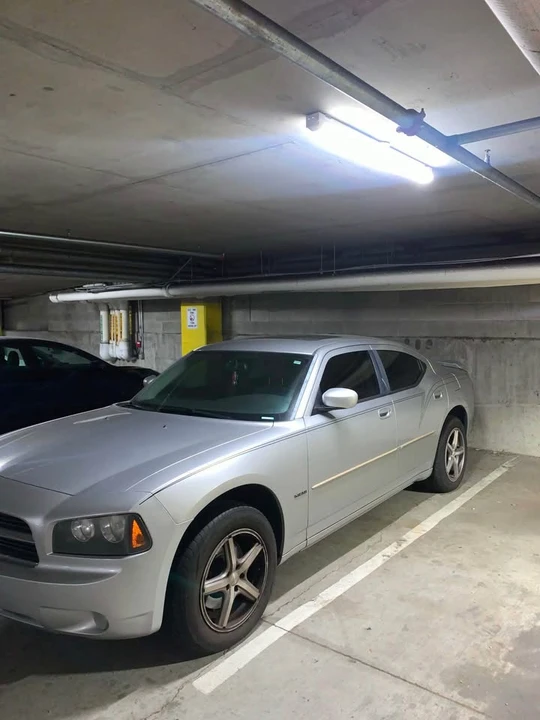 2007 Dodge Charger 6th Gen - Image 3 of 9