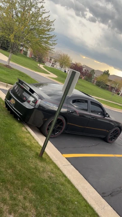 2007 Dodge Charger 6th Gen - Image 3 of 9