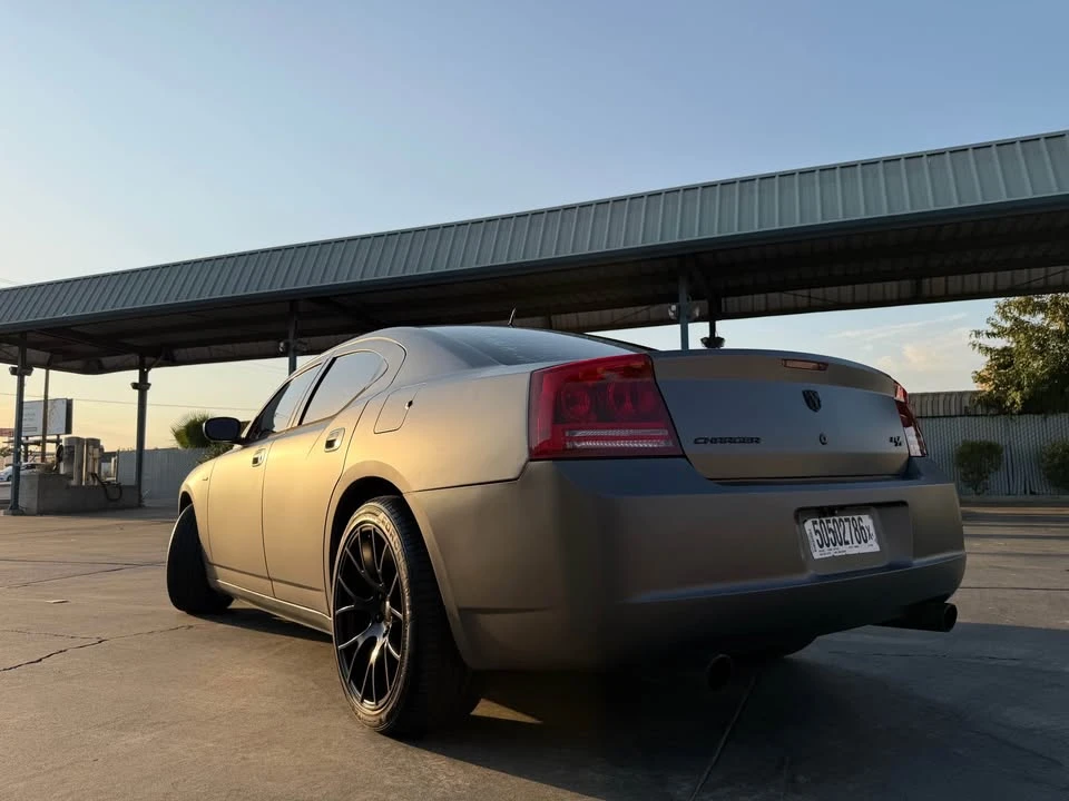 2007 Dodge Charger 6th Gen - Image 3 of 9