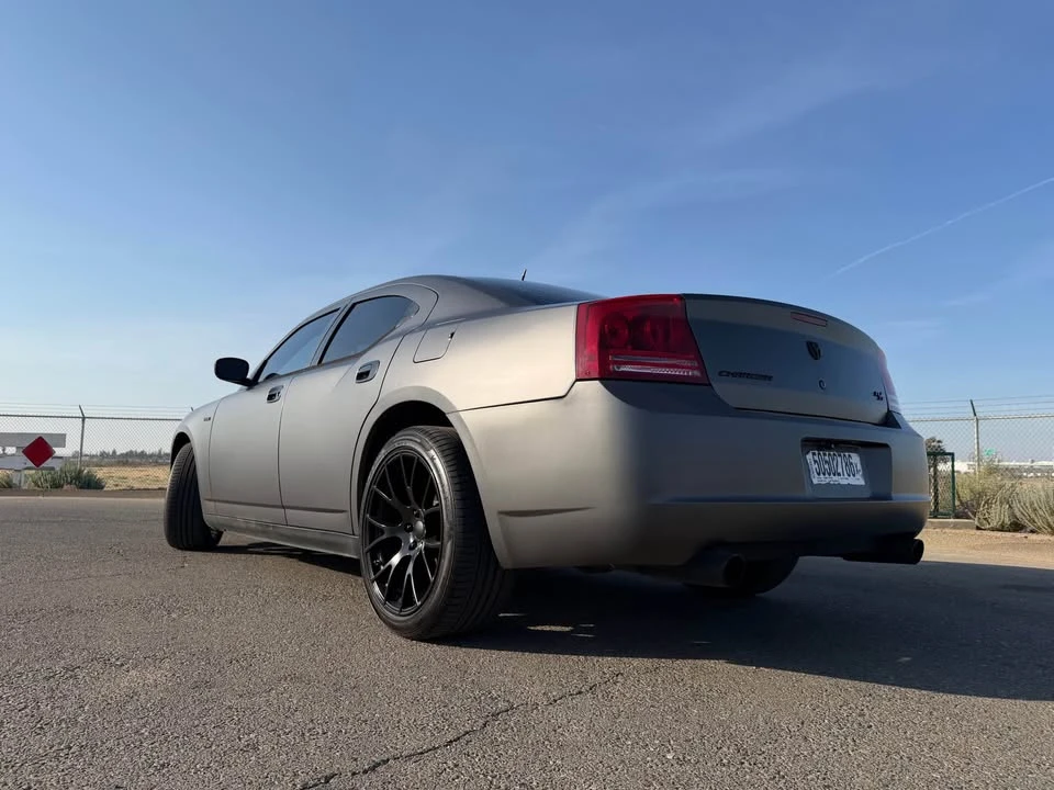 2007 Dodge Charger 6th Gen - Image 3 of 9