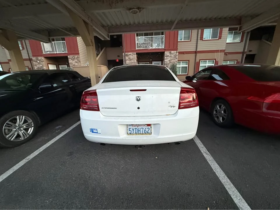 2007 Dodge Charger 6th Gen - Image 3 of 4