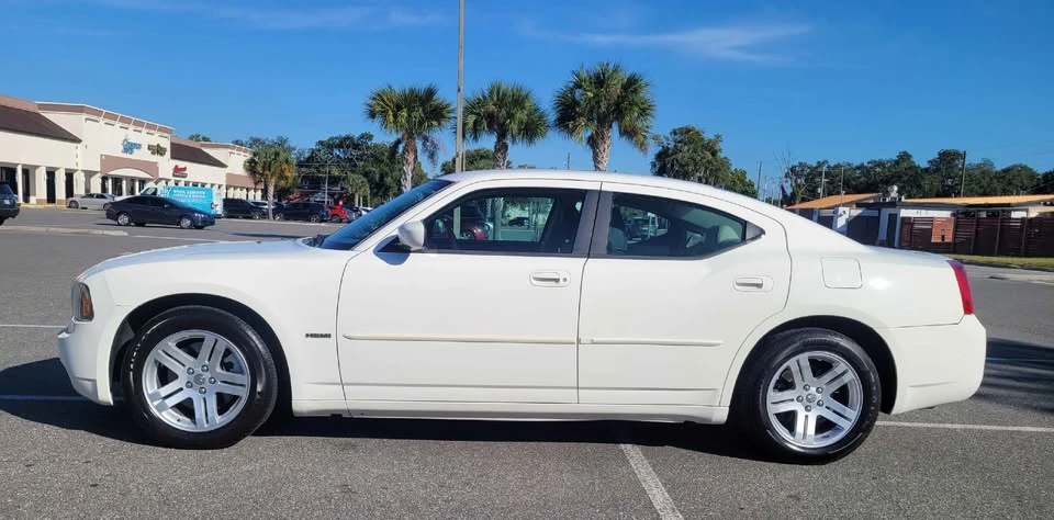 2007 Dodge Charger 6th Gen - Image 2 of 15