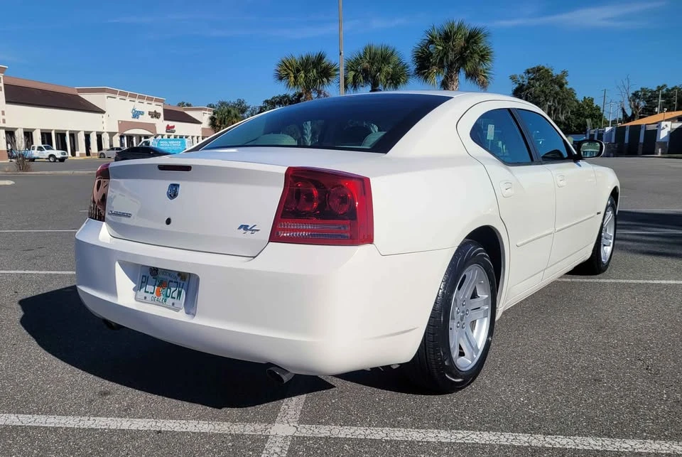 2007 Dodge Charger 6th Gen - Image 5 of 15