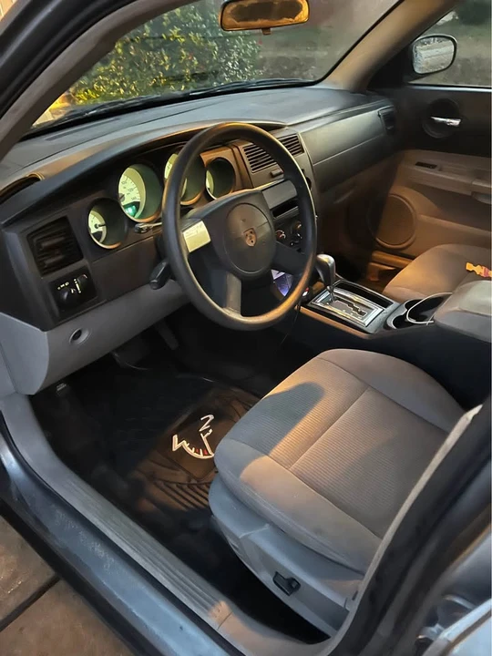 2007 Dodge Charger 6th Gen - Image 6 of 11