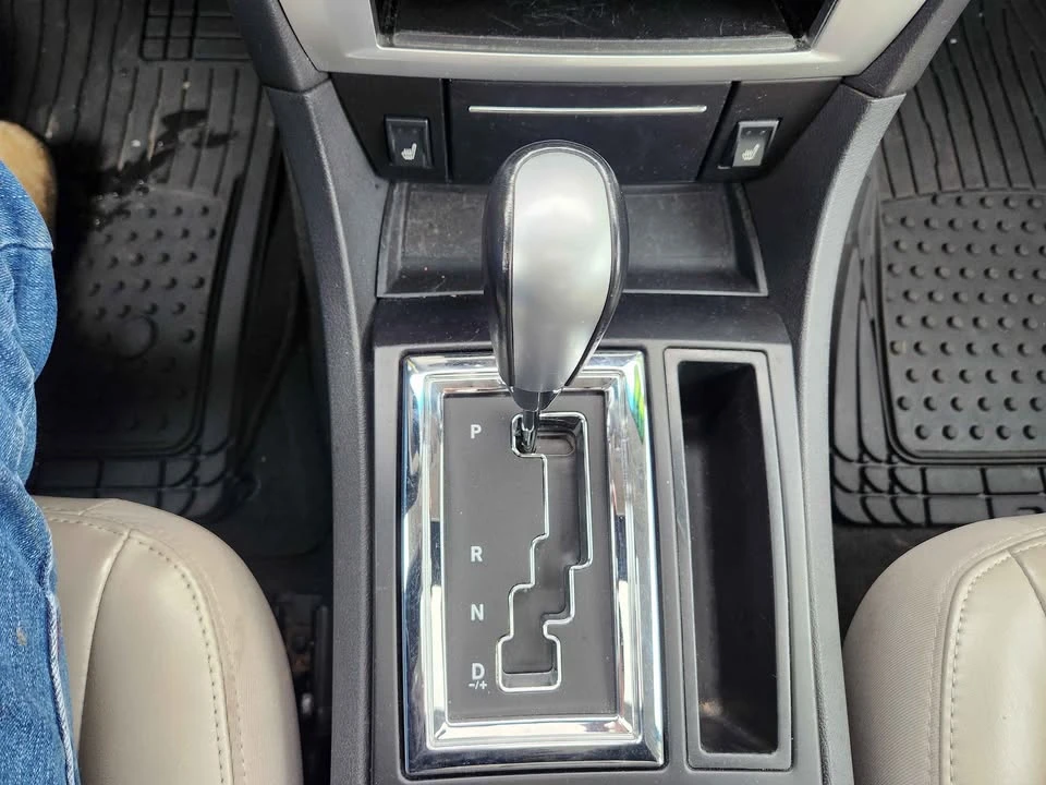2007 Dodge Charger 6th Gen - Image 15 of 17