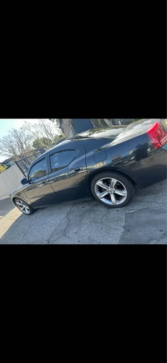 2007 Dodge Charger 6th Gen - Image 4 of 5