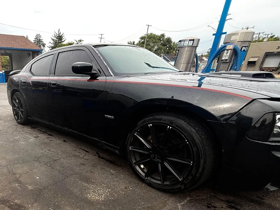 2007 Dodge Charger 6th Gen - Image 10 of 15