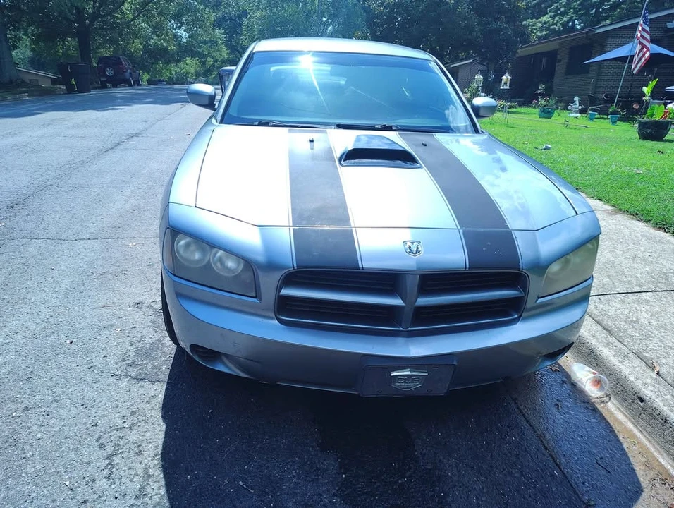 2007 Dodge Charger 6th Gen - Image 2 of 3