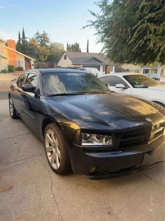 2007 Dodge Charger 6th Gen - Image 2 of 4