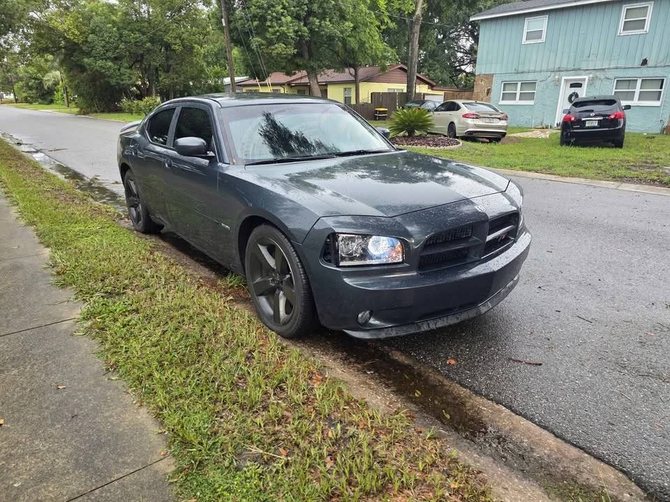 2007 Dodge Charger 6th Gen - Image 2 of 12