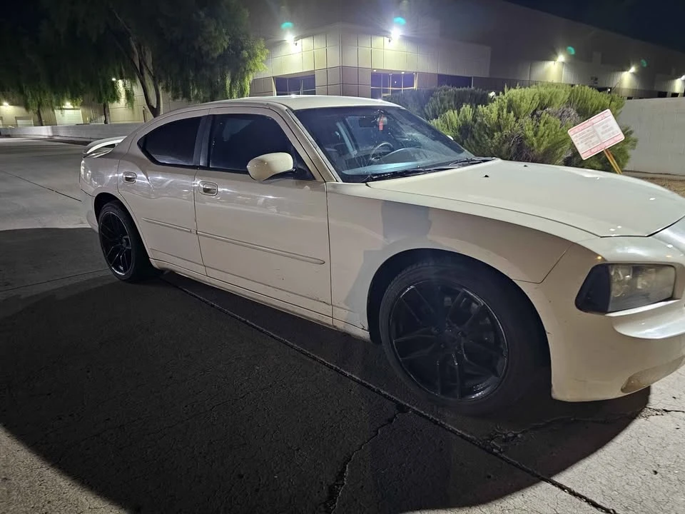 2007 Dodge Charger 6th Gen - Image 3 of 7