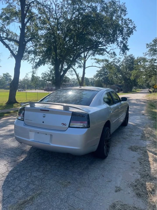 2007 Dodge Charger 6th Gen - Image 2 of 6