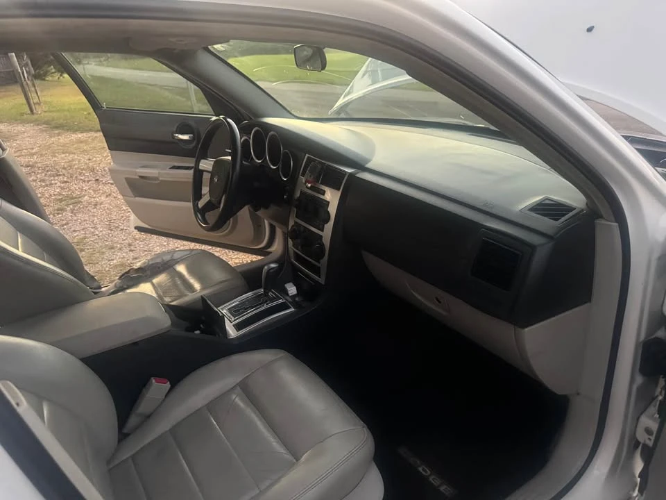 2007 Dodge Charger 6th Gen - Image 13 of 16